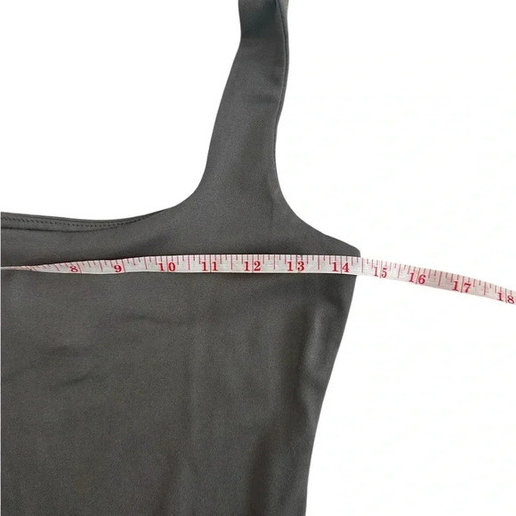 BIRCH AND STONE women's grey size Medium contour collection sleeveless above Kne - Picture 5 of 7